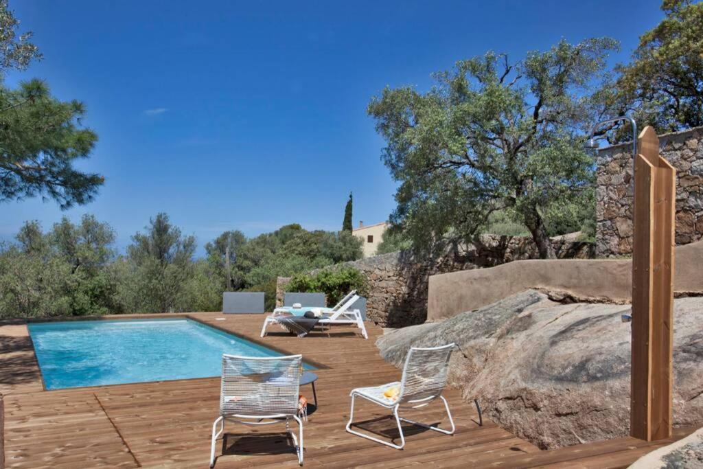 Villa Bodri, Maison En Pierre Avec Vue Mer Et Piscine Chauffee Л'Иль-Рус Экстерьер фото